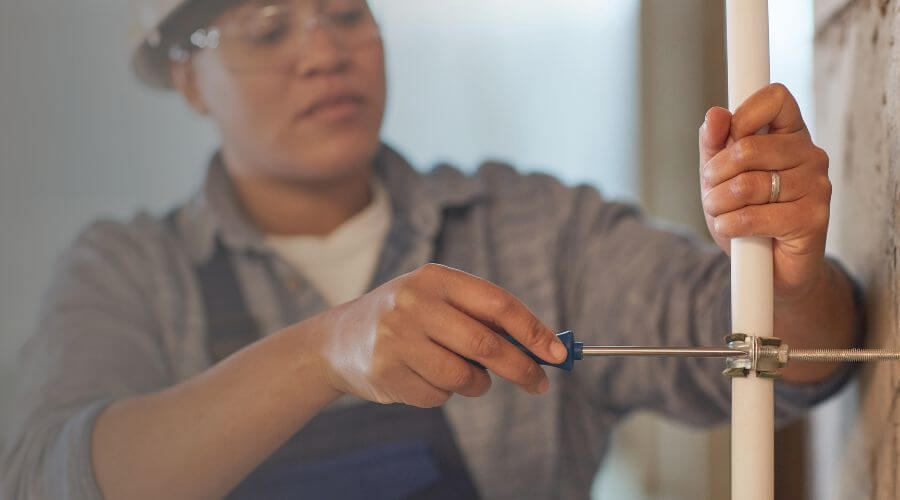 Professional annual plumbing maintenance services in Hiawatha, IA
